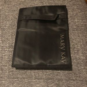 NWOT Toiletry bag 💕